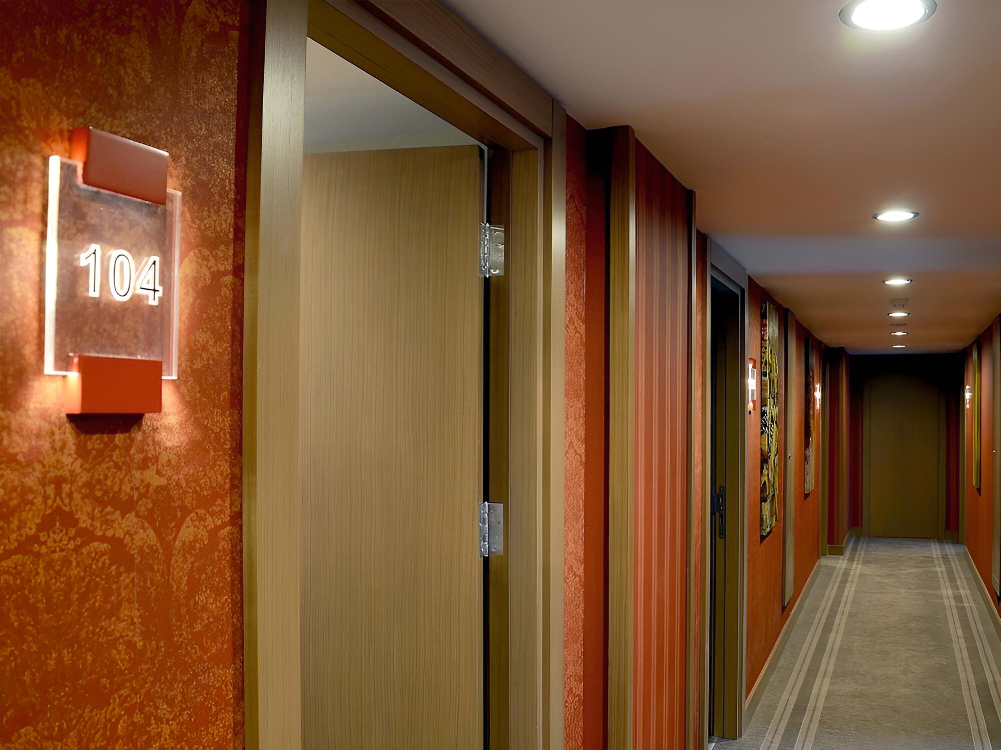 Listana Hotel