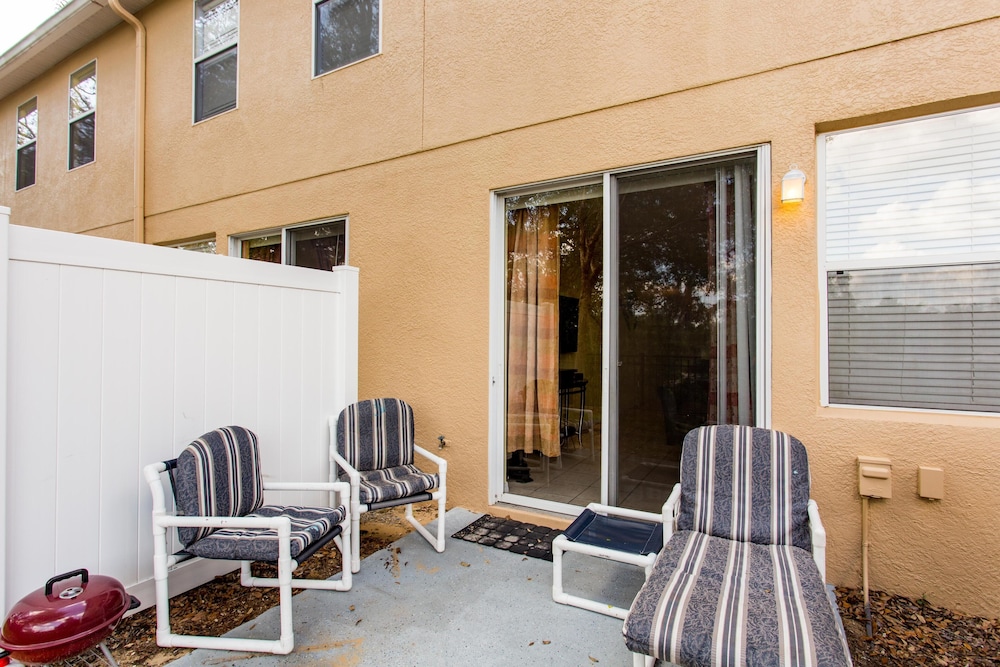 Orlando and Kissimmee Town homes by MyOrlandoStay
