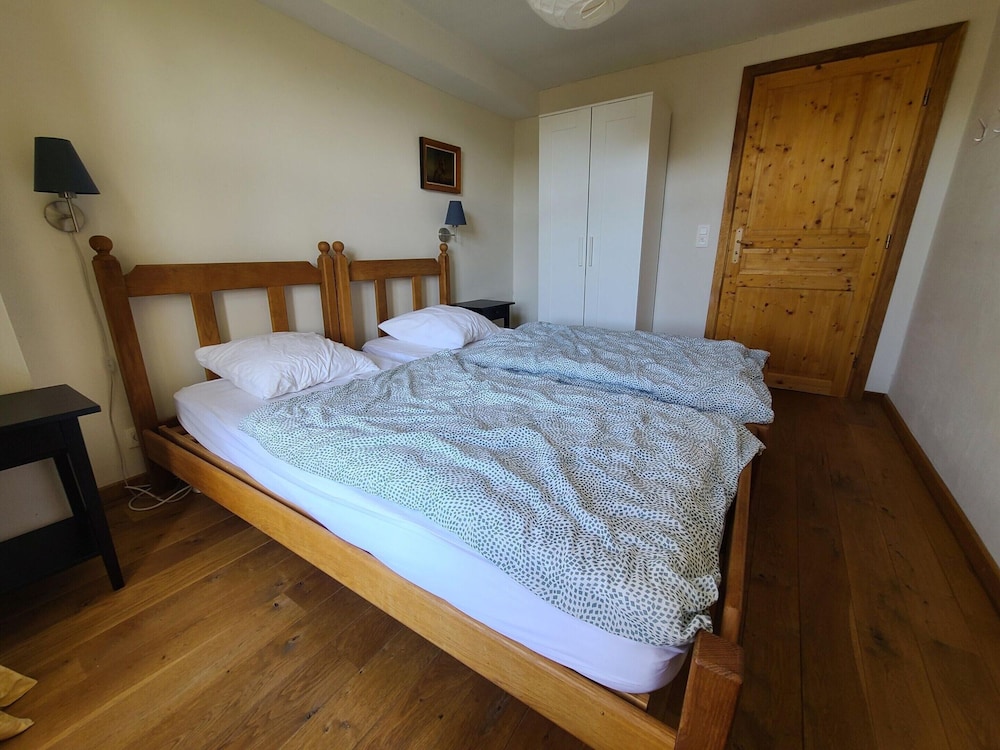 Accommodation in the Forges of Orval