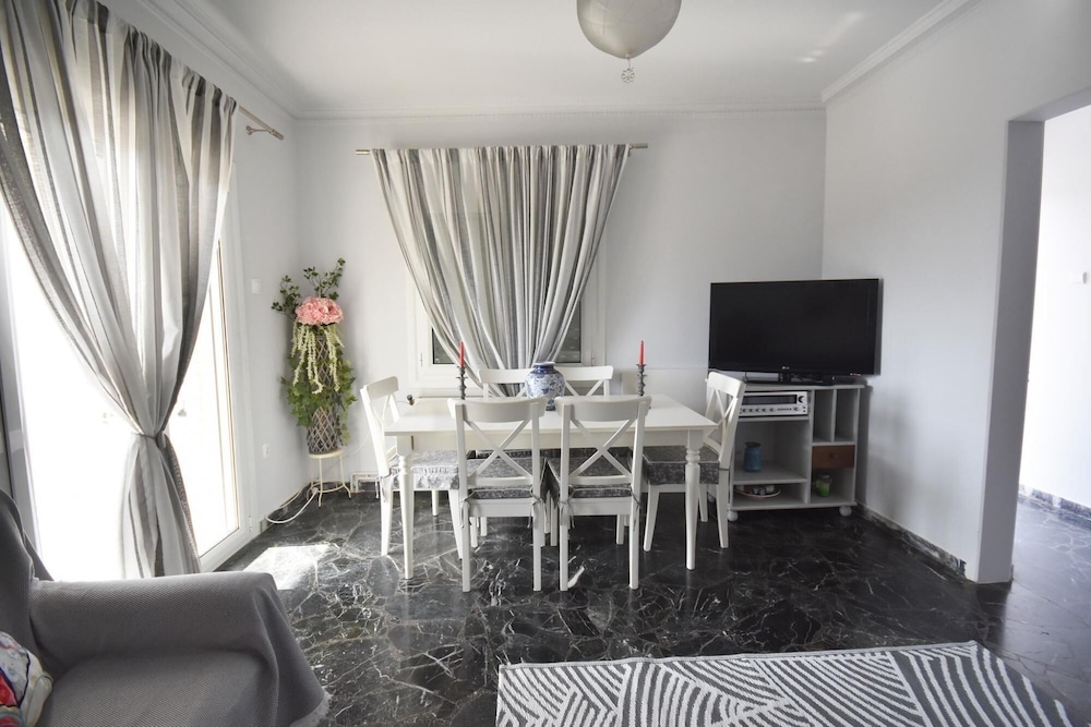Villa Vita in Kalyvia Thorikou view 2
