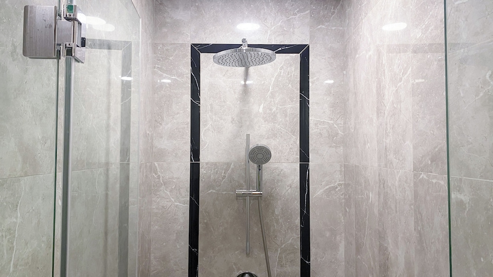 Comfort Stay 2Br Apartment At Arumaya Residence