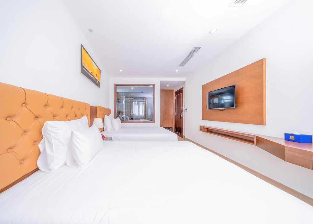 Sana Da Nang Beach Hotel 14