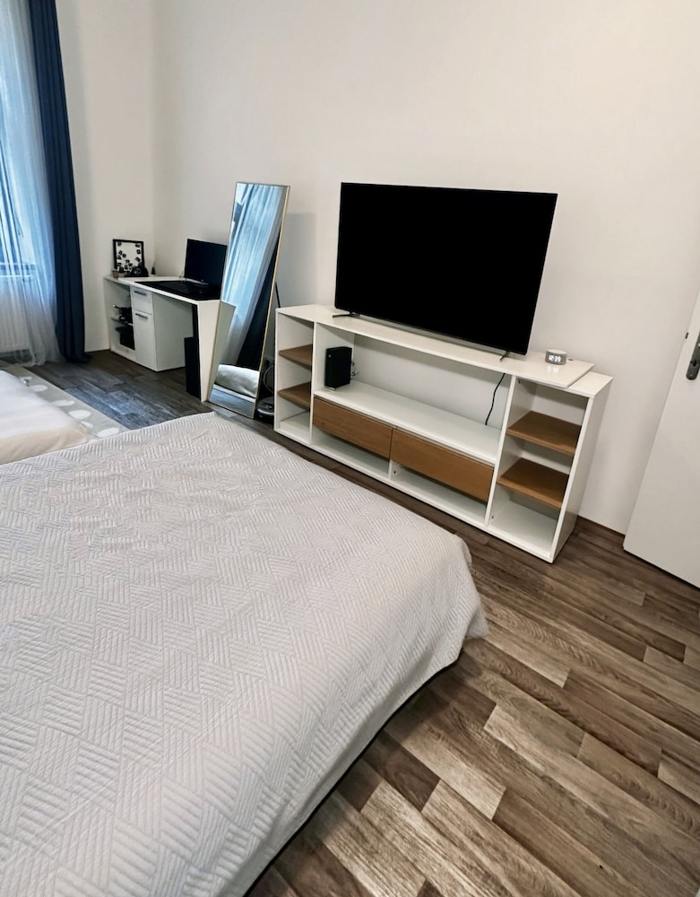Bright and Cozy 40 m² Apartment at Prague 7