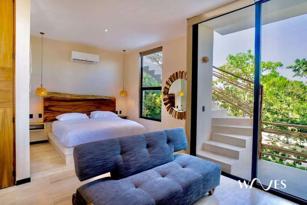 Great Located Studio PH With Private Pool by Waves Management