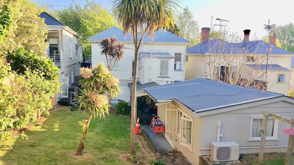 Freemans Backpackers Lodge - Hostel