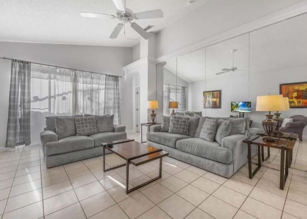 Spacious Villa-Pool&Game Room