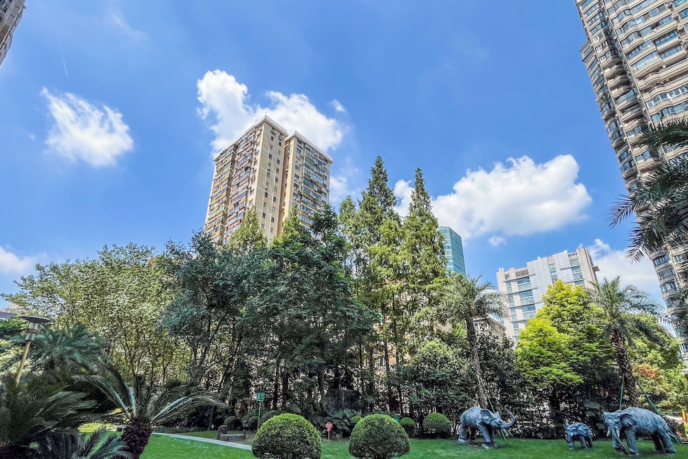 Tyms Premium 3BR 2BA Apt Yongxin Century