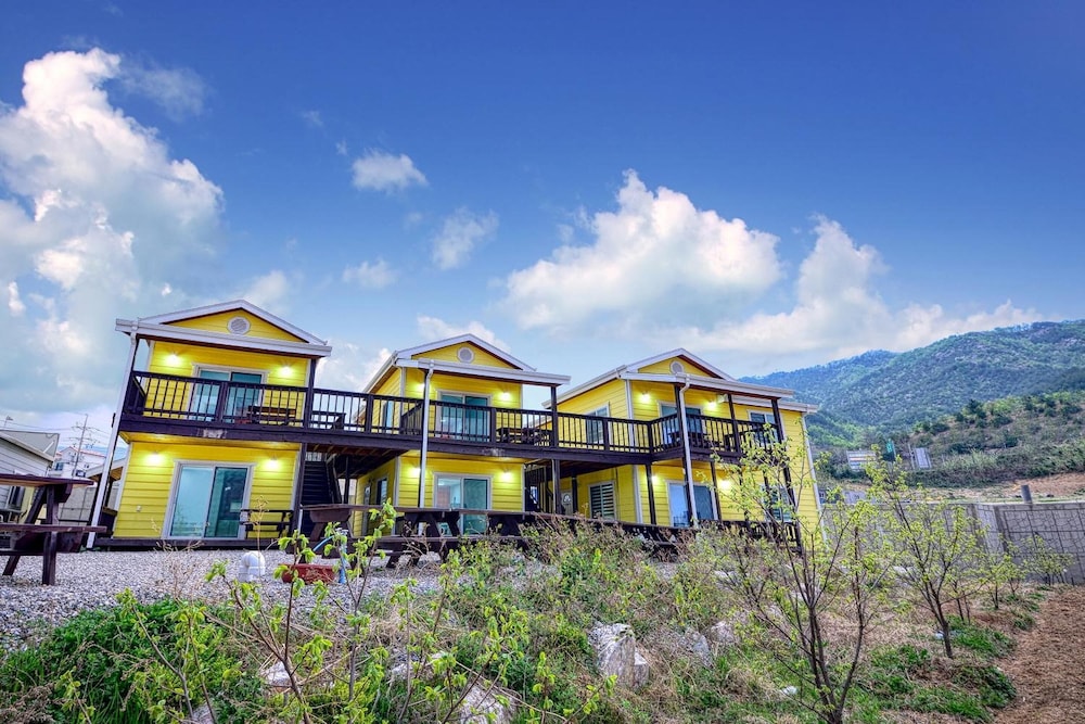Samcheok Good Friend Pension view 2