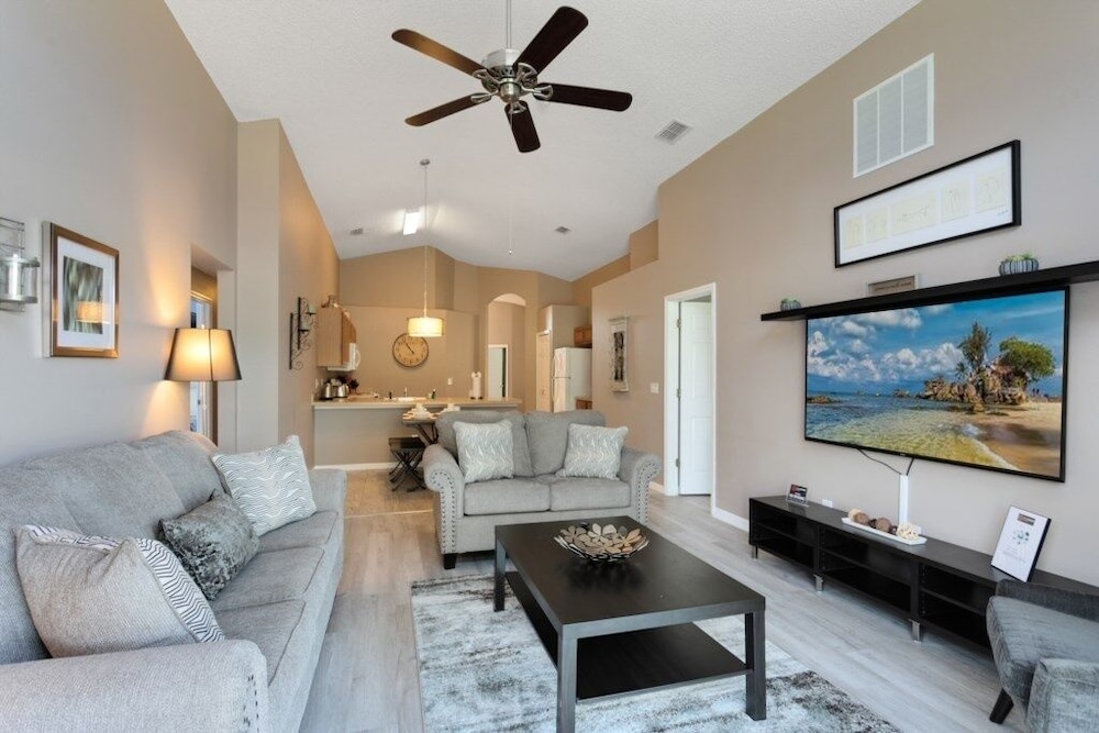 Private 5 Bed Pool/spa - Free Wifi - Gated Resort 5 Bedroom Villa by Redawning - Image 2