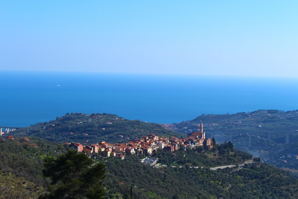 Mareazzurro Hill- Panorama View view 4