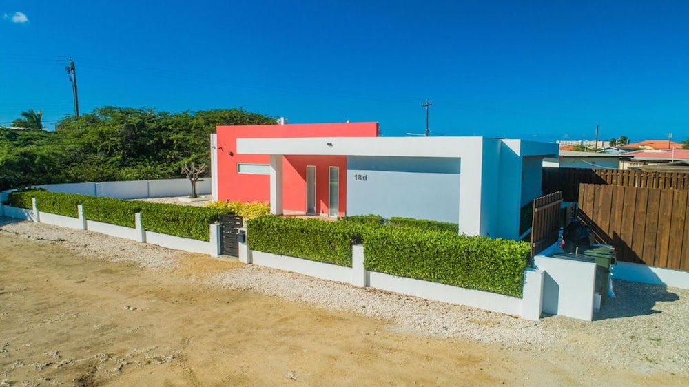 Viva Koyari Modern House