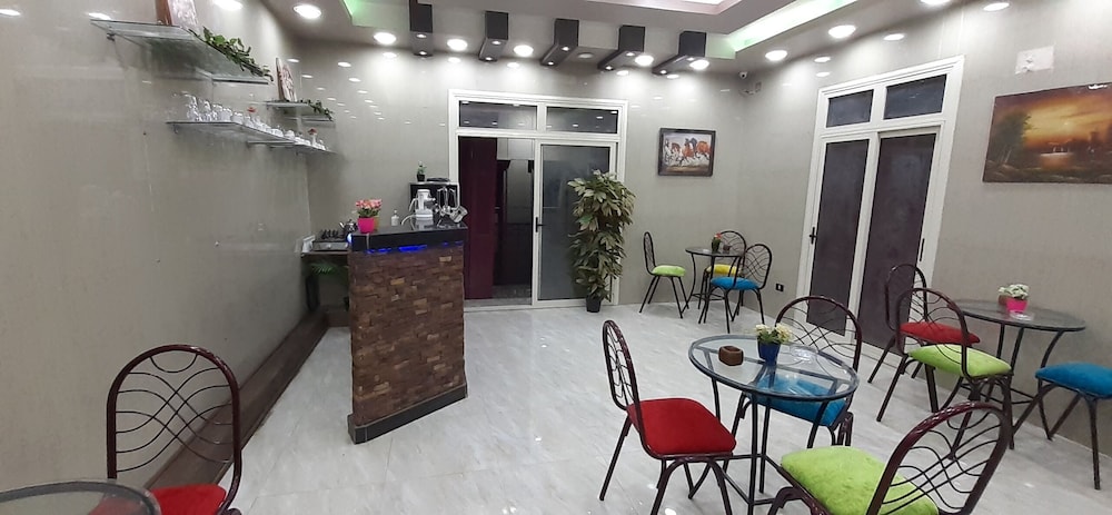 Cairo plaza 2 hotel