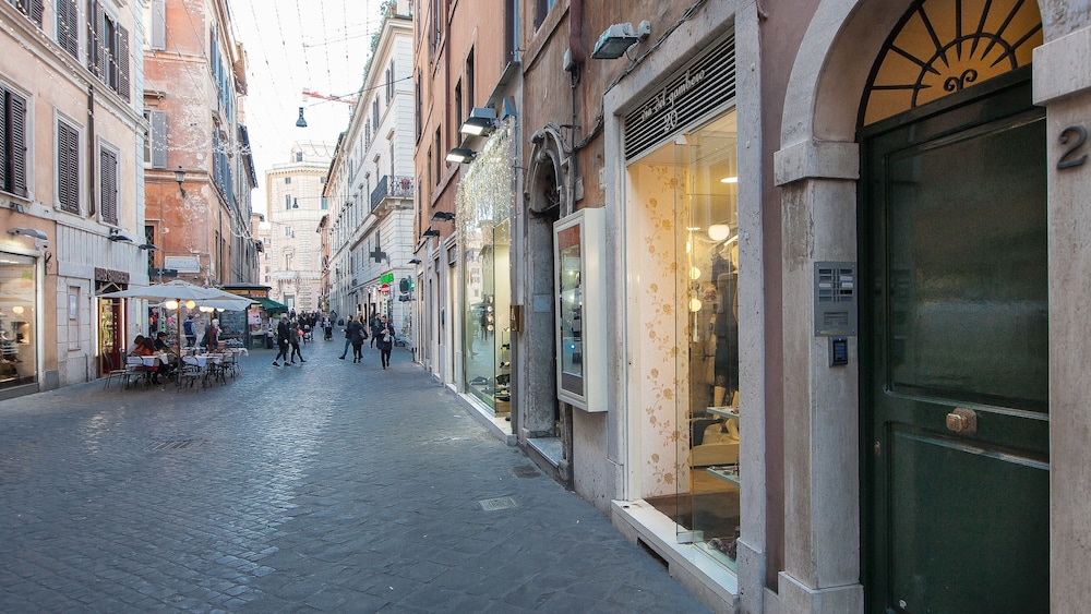 Rental In Rome Gambero Loft