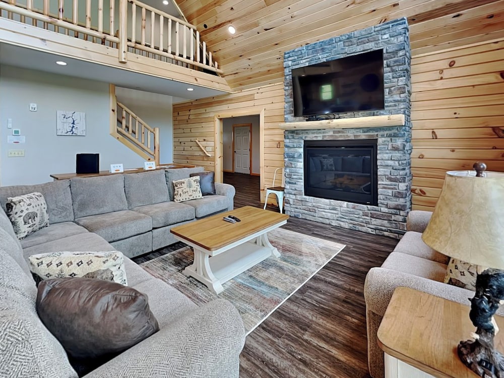 JCS Mountain Villa