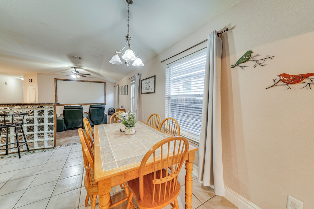 Pool Access & Fenced Yard: San Antonio Family Home
