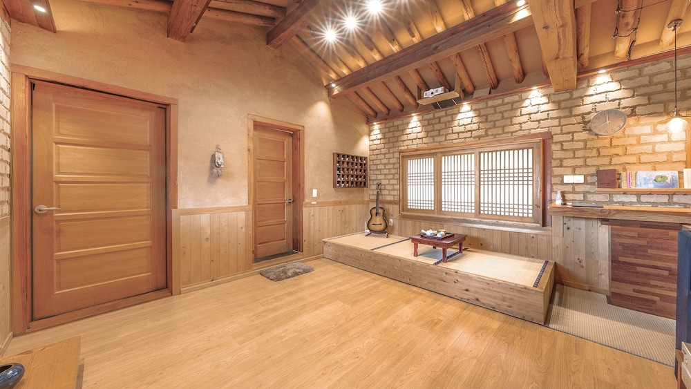 Yangpyeong Agni Choshi Mae Hanok Stay