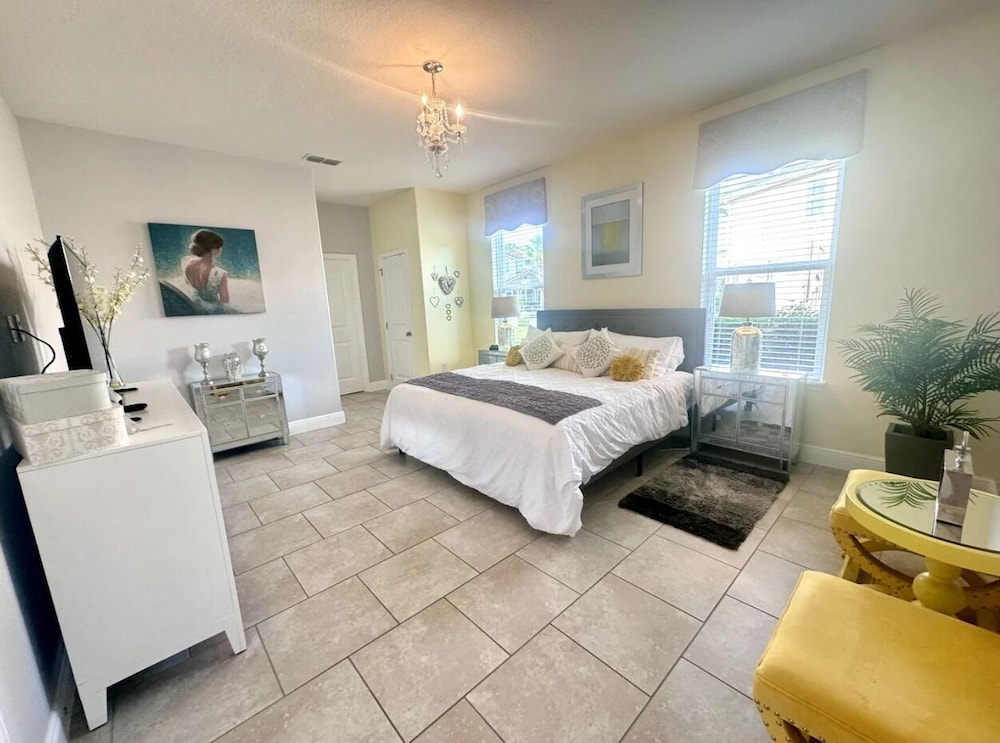Solterra 6Br Retreat W/ Lazy River & Water Slide
