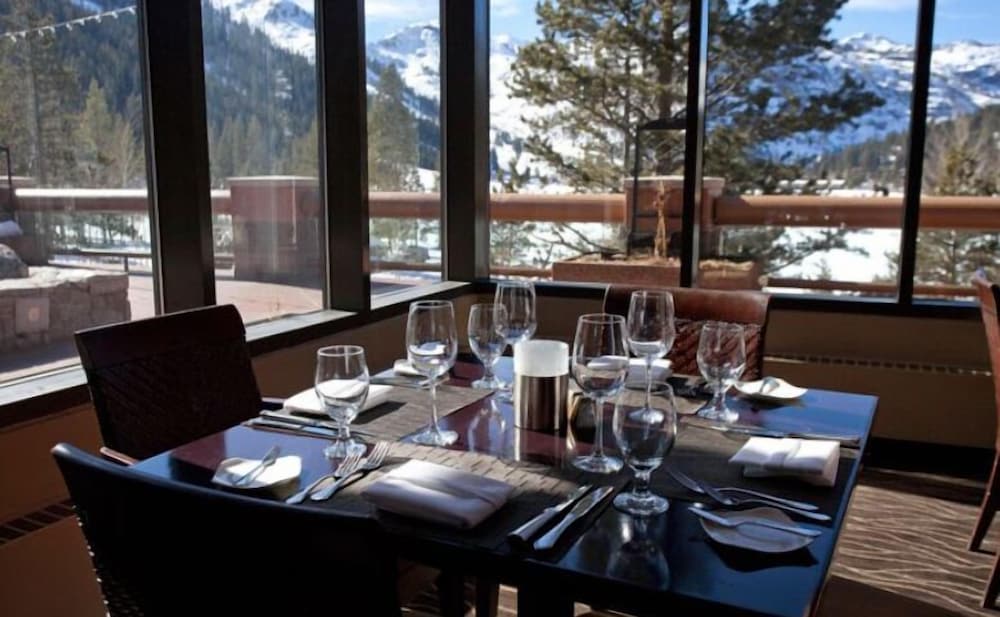 Lake Tahoe Vacations - Resort at Squaw Creek Penthouse 808 - Property Image 12