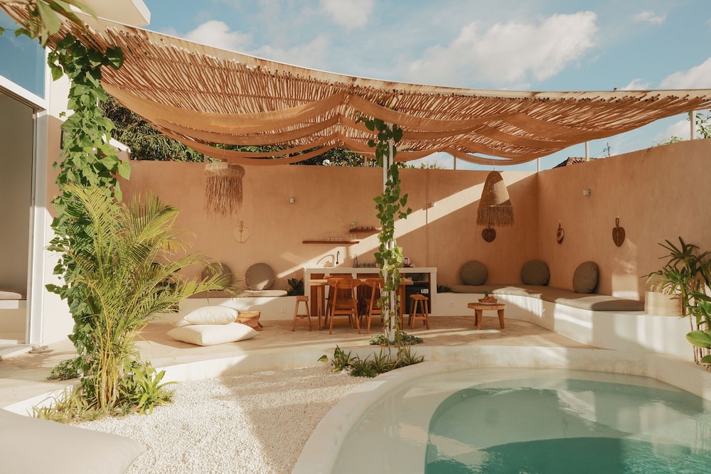 WAHA Villa Uluwatu Bali