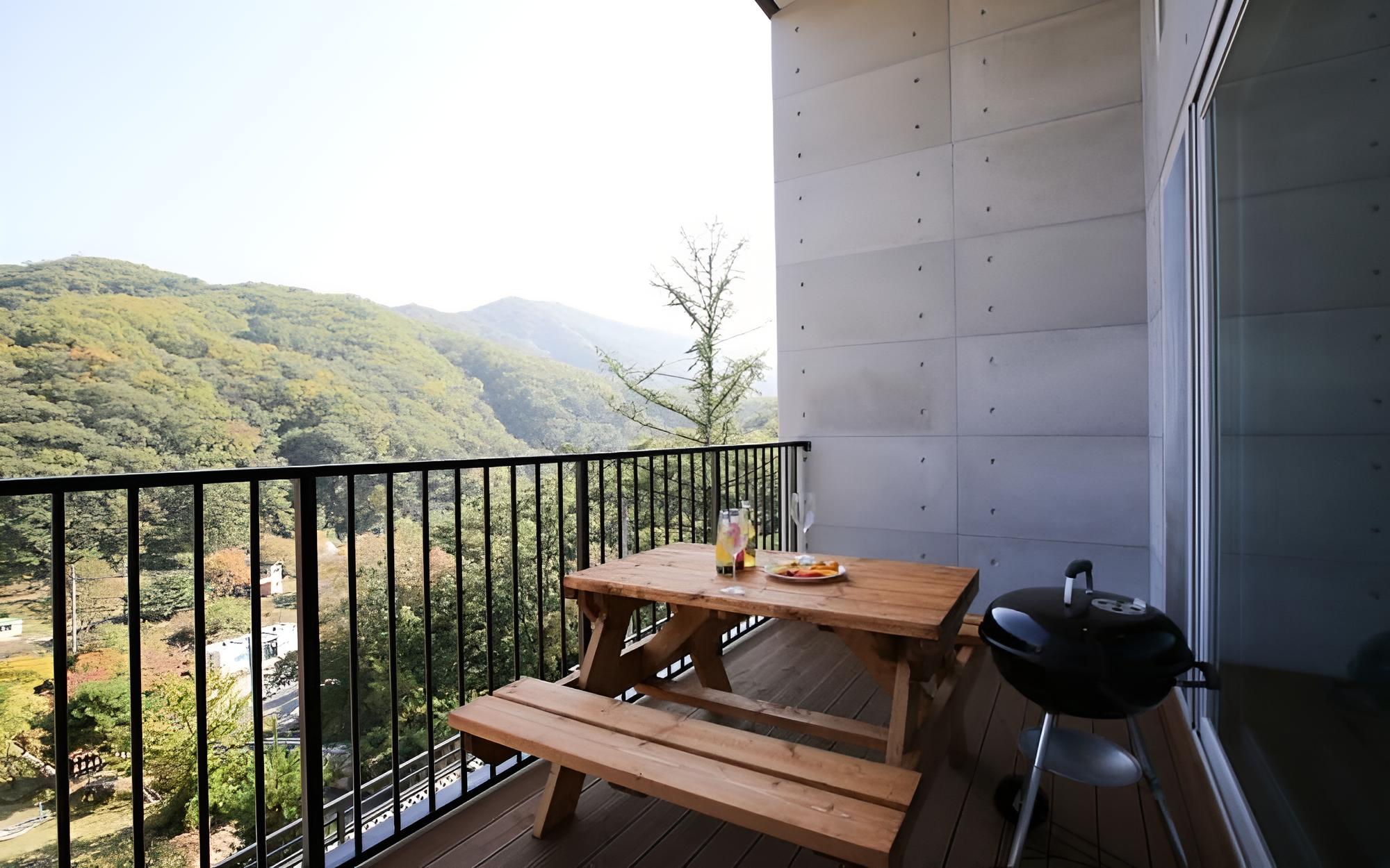 Dongducheon Sosul Pension view 2