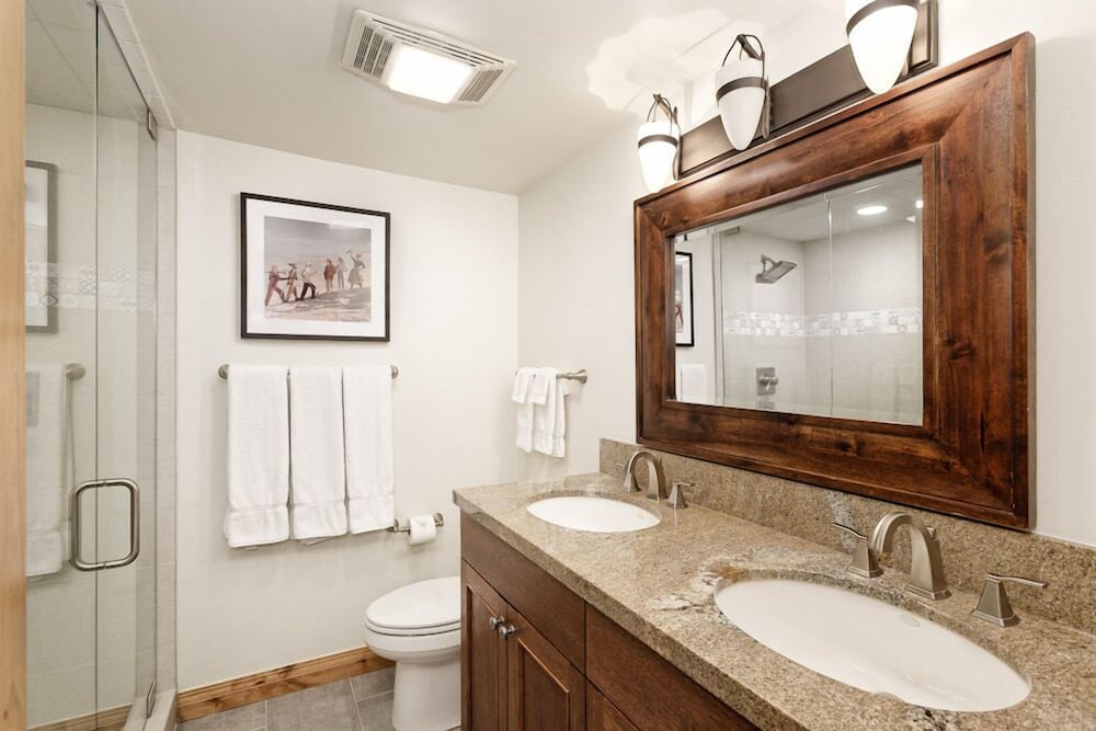 Chateau Eau Claire & Roaring Fork by Frias Properties