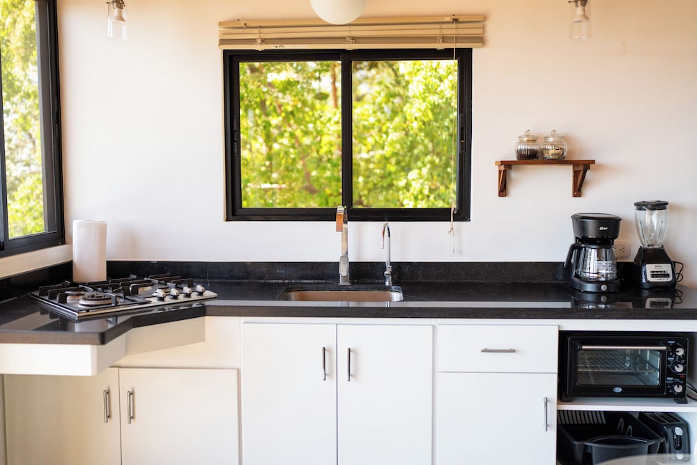 Sea View Paradise Retreat by Sea N' Rent