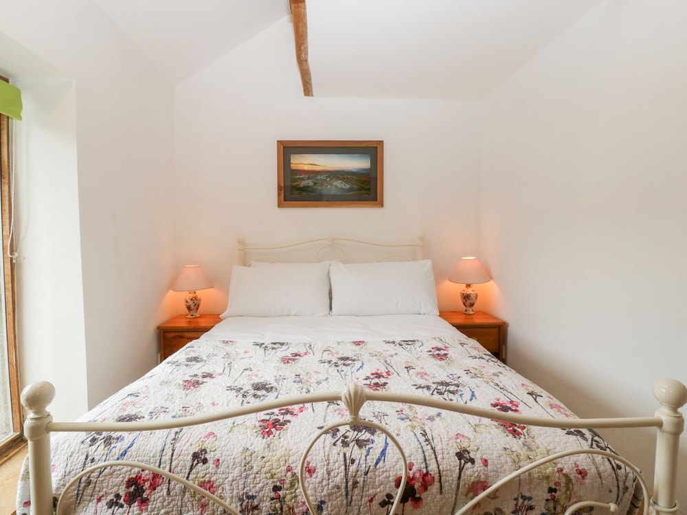 Mistletoe Cottage
