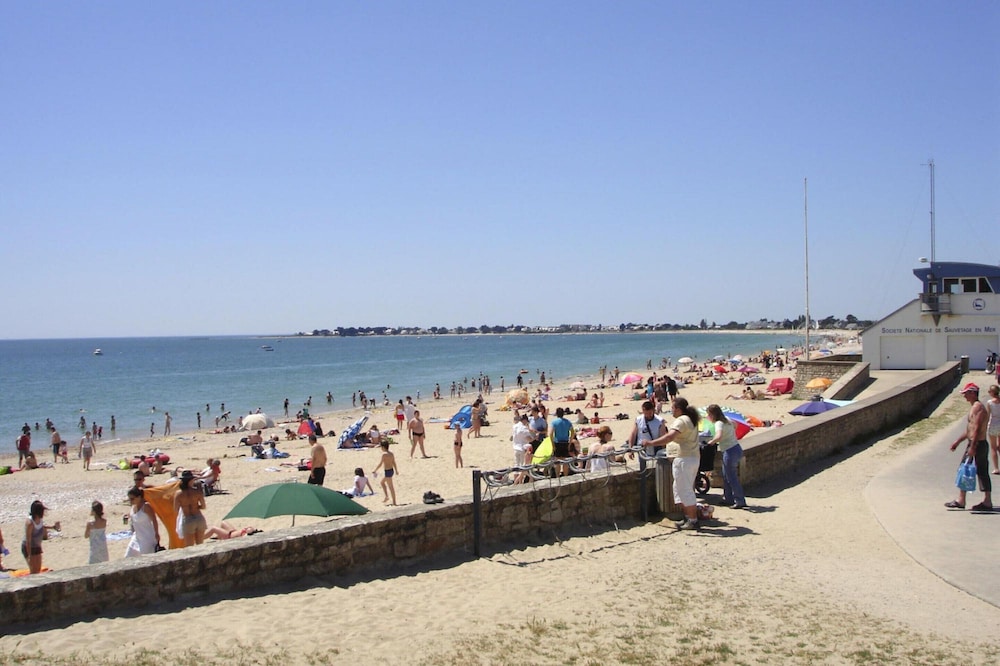 Holiday Home in Damgan Near Sandy Beaches