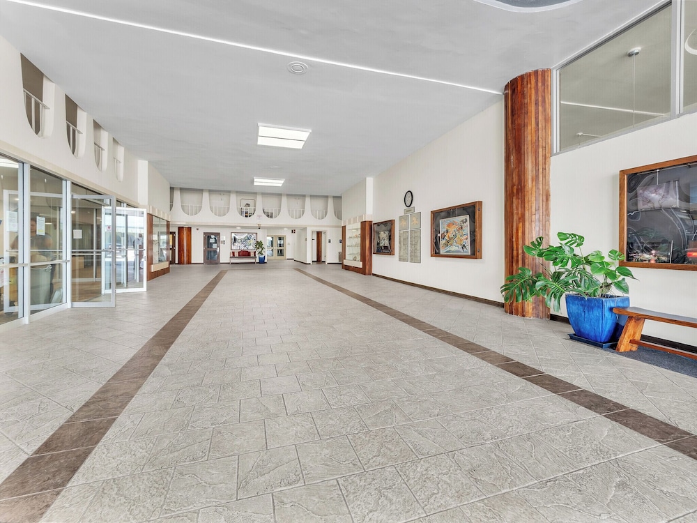 Hilo Lagoon Center