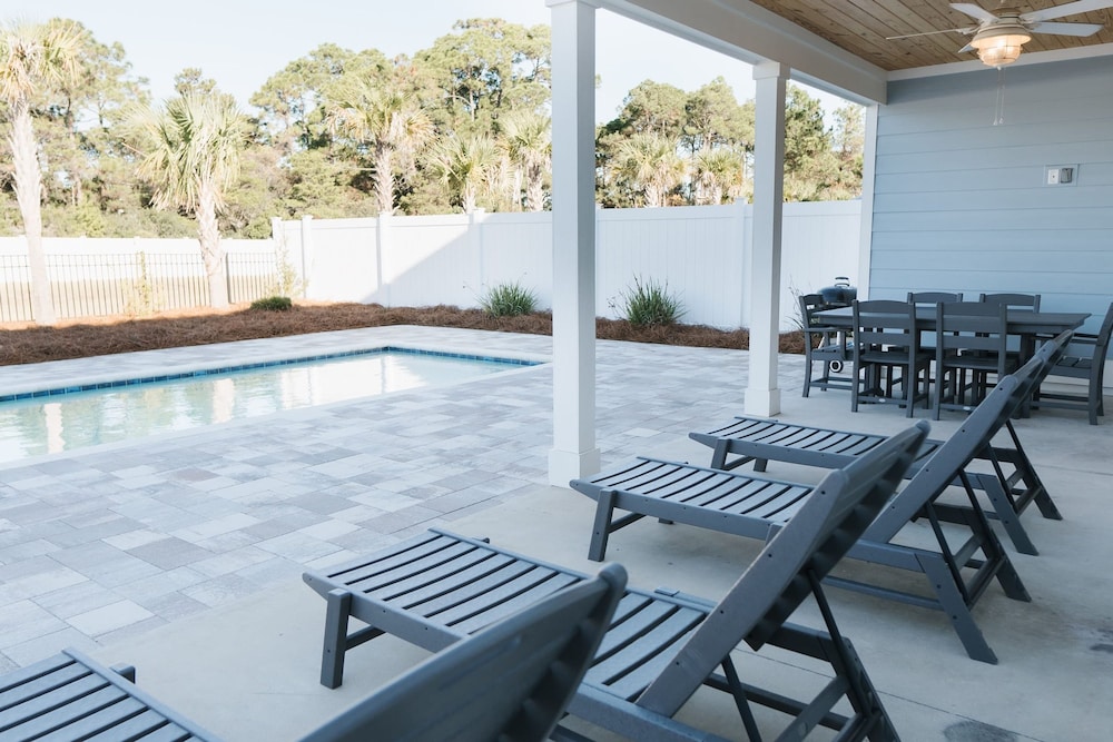 Enclave at Lyndell Lane by Avantstay Private Pool