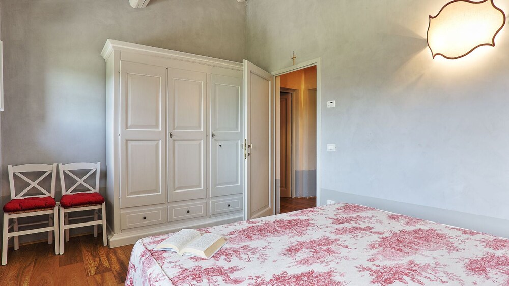 Villa Il Meluccio 12 2 view 5