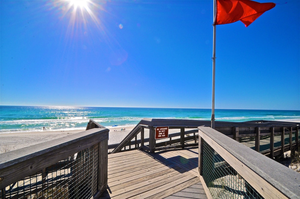 One More Day 3 Bedroom Condo By Coastal Dreamin