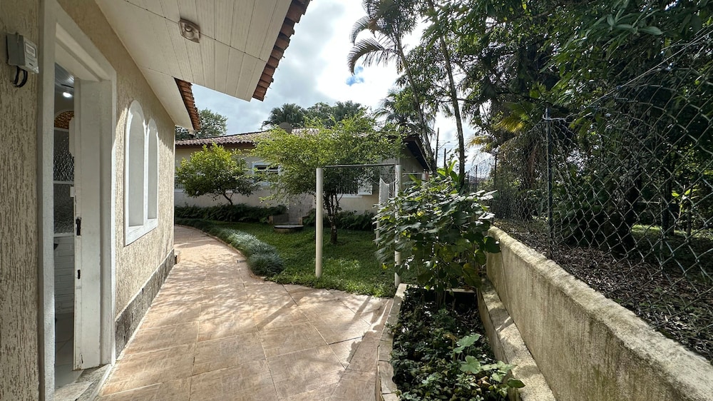Casa Confort vel bem Equipada com Wi-fi e Garagem