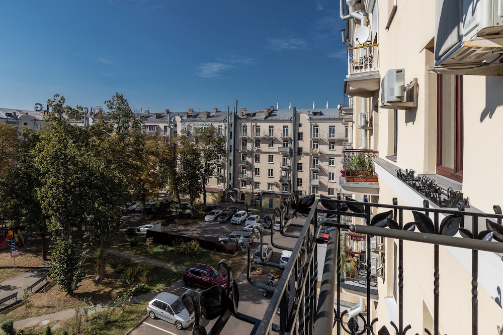 Elegant apartment in the city center