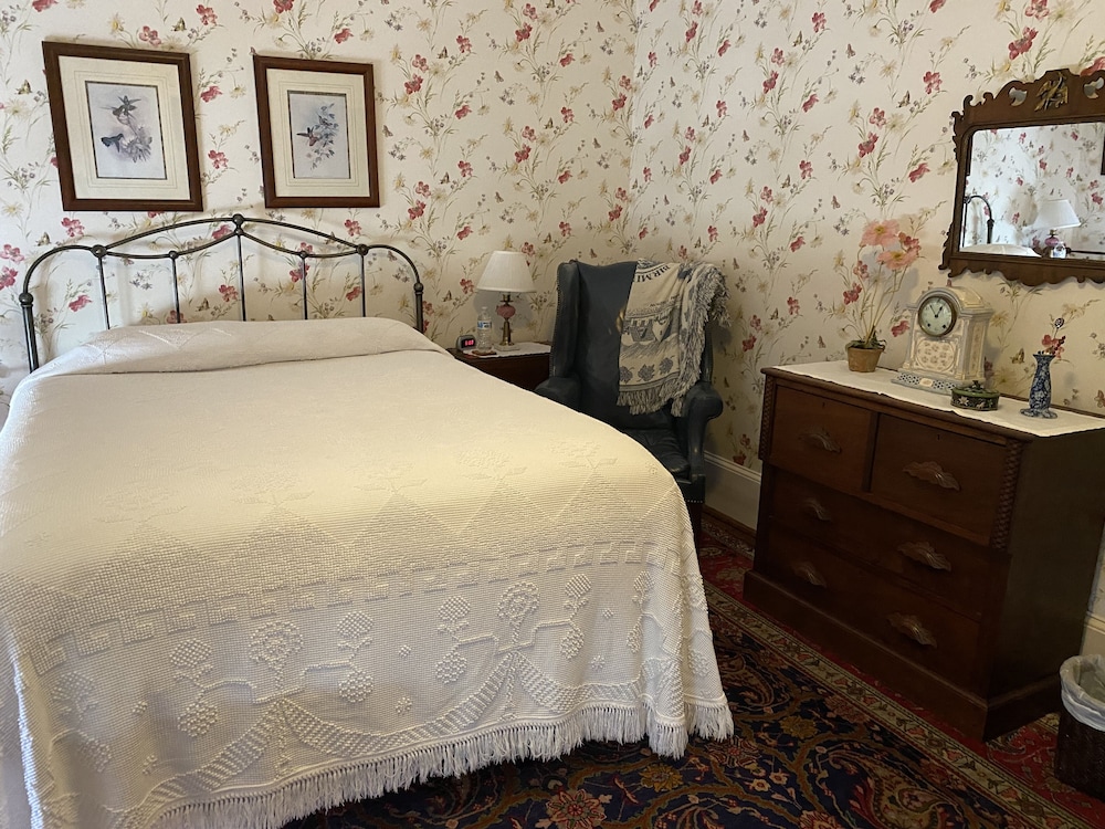 New Bern Vacations - Hanna House Bed  Breakfast - Property Image 59