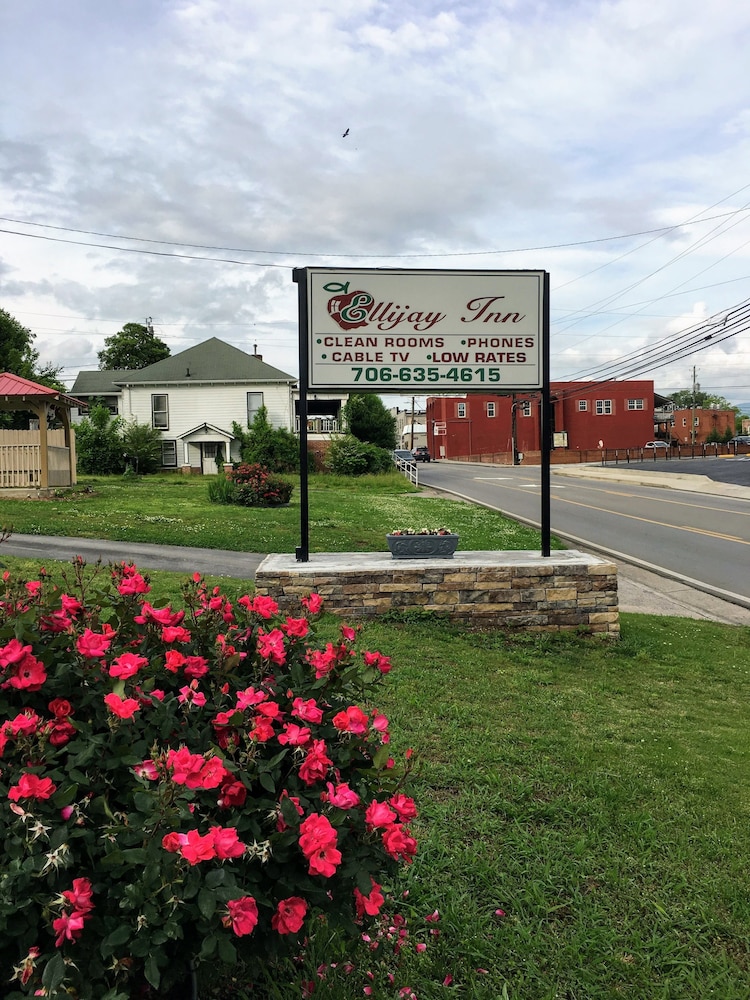 Ellijay Inn