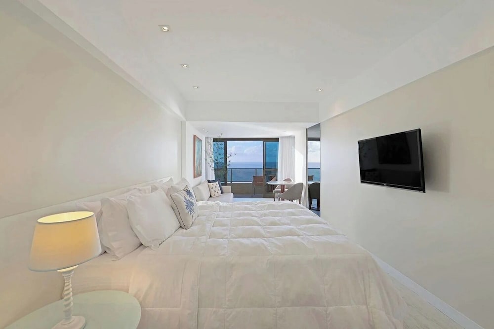 HY Beach Flats