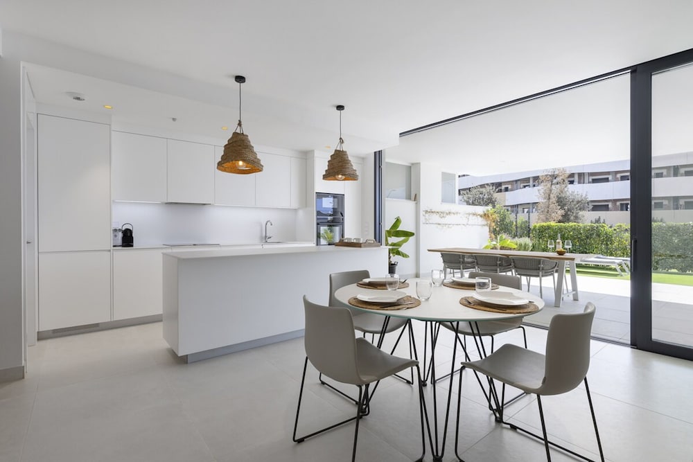 Exclusive Apartment With Garden in Higueron