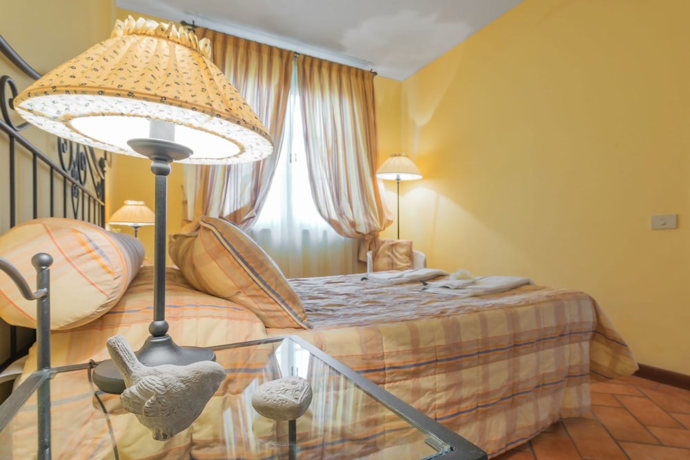 La Torre Apartments