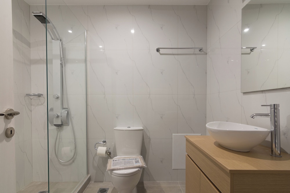 Leochares Lifestyle Apartments