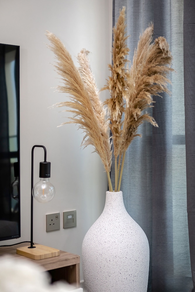 Modern 2bdr at Vida Residences