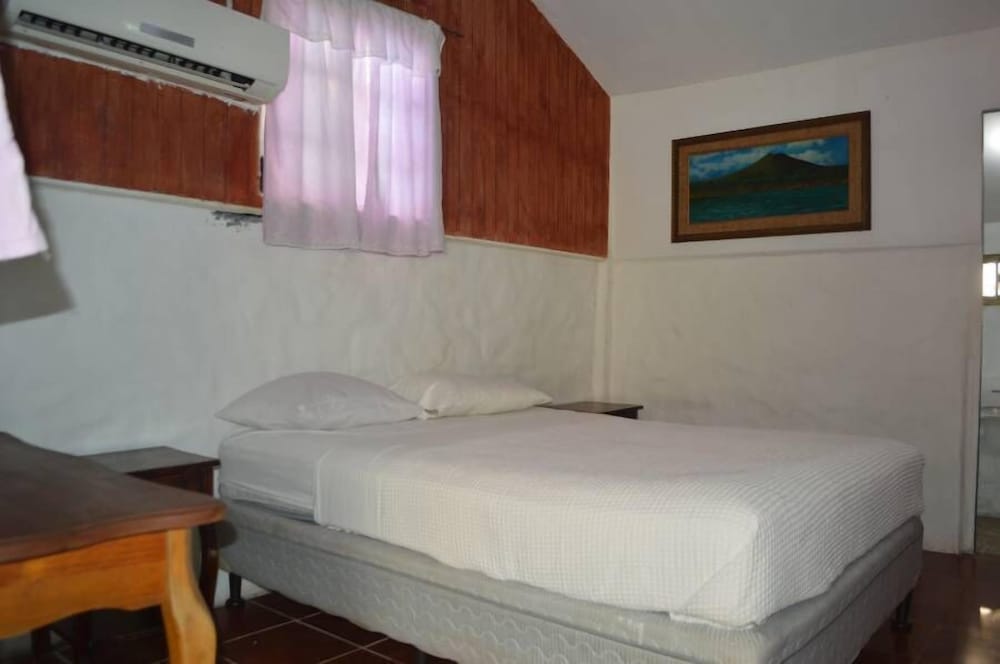 Somar Surf camp & Lodge
