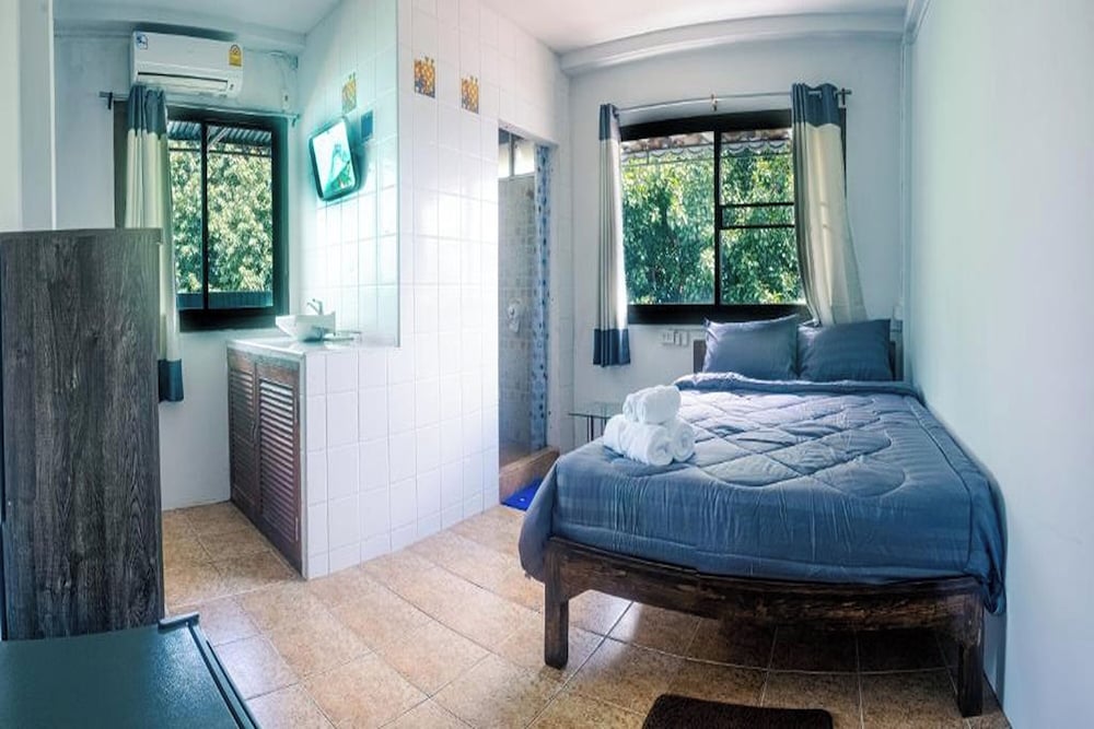 Satop Travelers Guesthouse