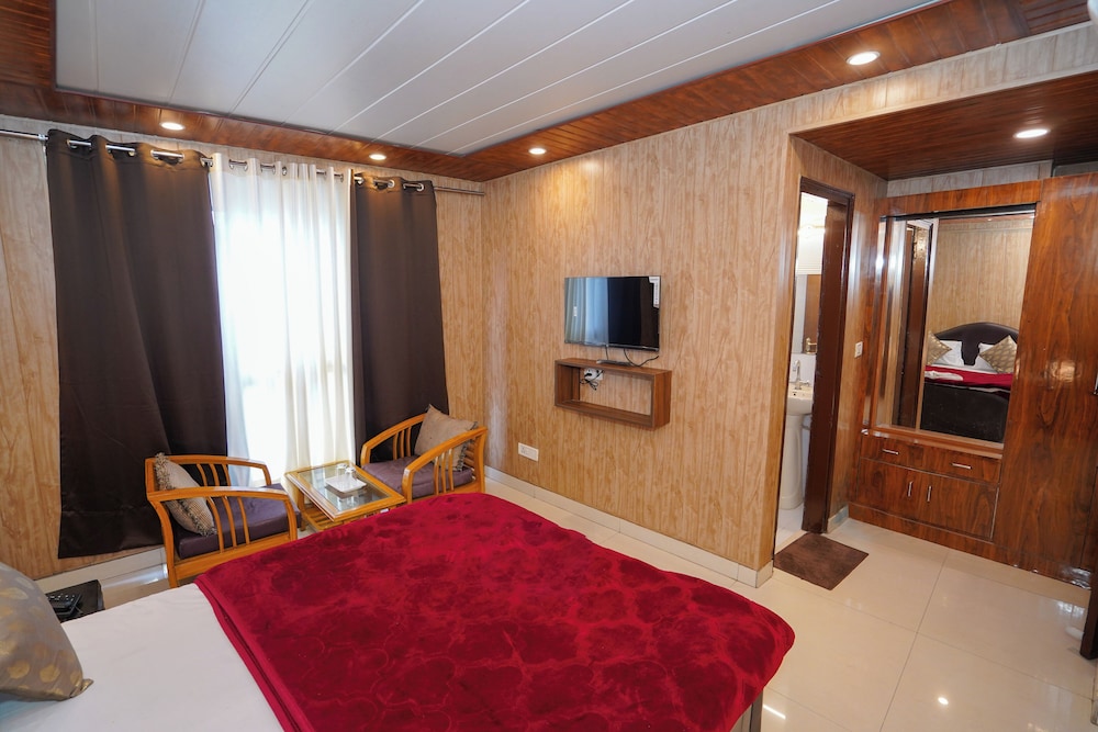 Hotel Sapphire unit of Anand Hospitality