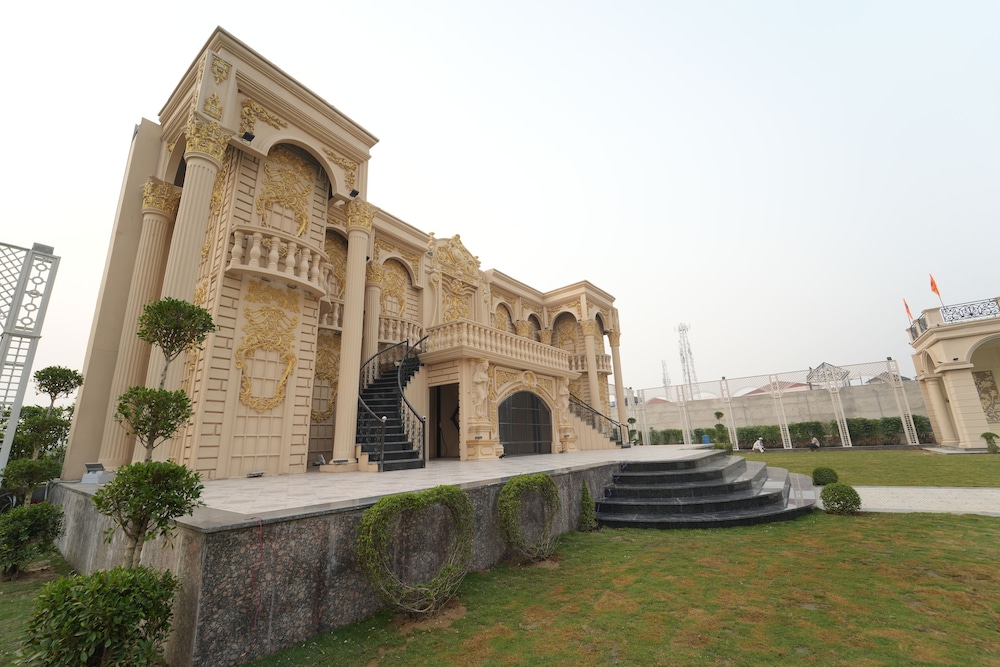 Hotel Maharaja Palace Rohtak