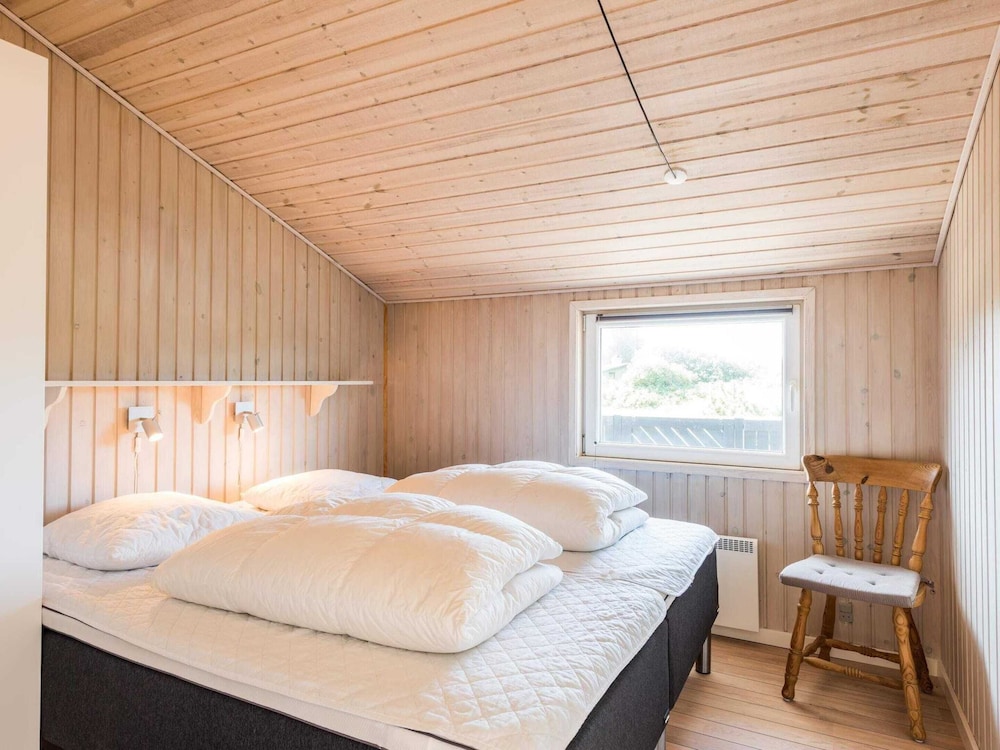 6 Person Holiday Home in Henne view 3