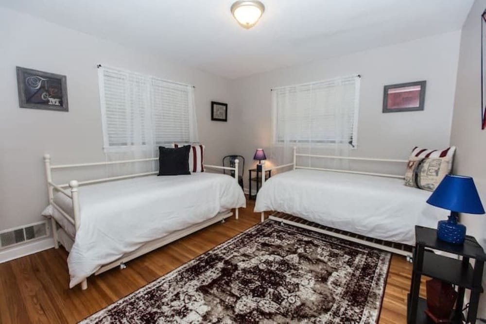 Rose Drive Brickstone 8