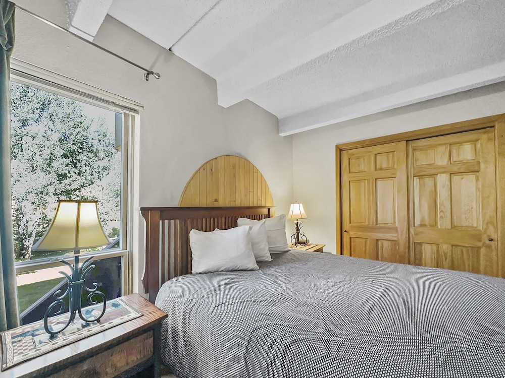SkyRun - Vacation Condos in Copper Mountain Resort CO