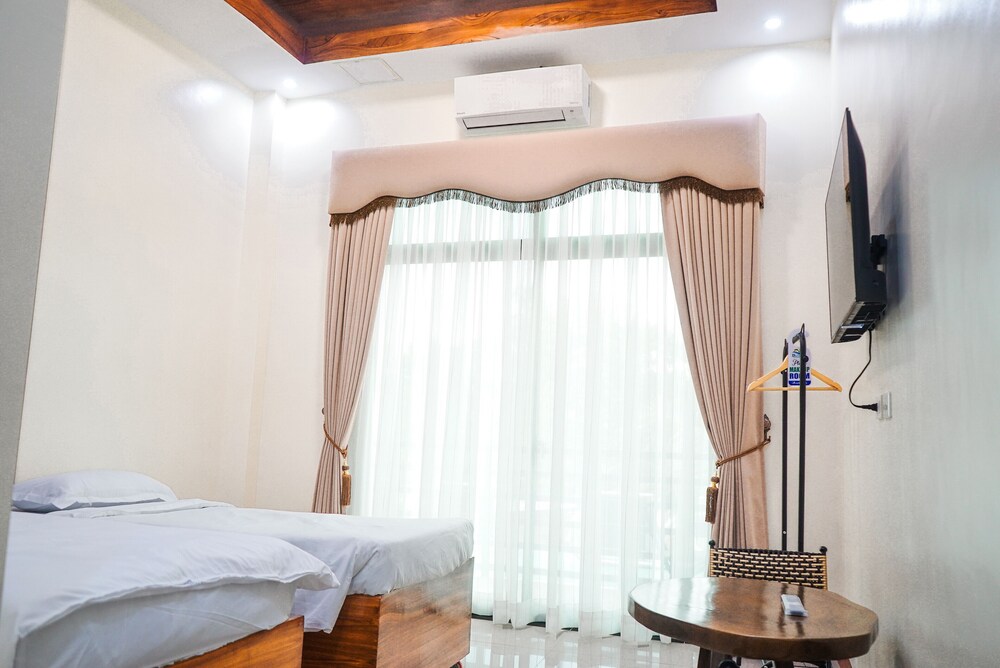 Datahan Bayhaus Inn