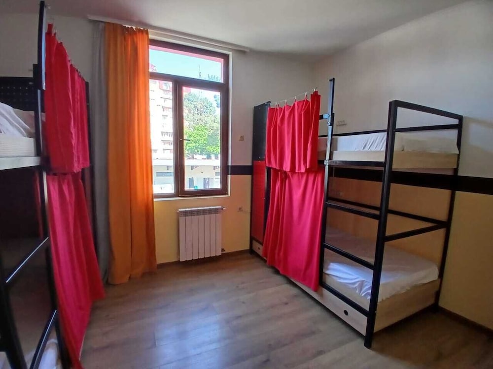 Rostivan Hotel Ve Hostel